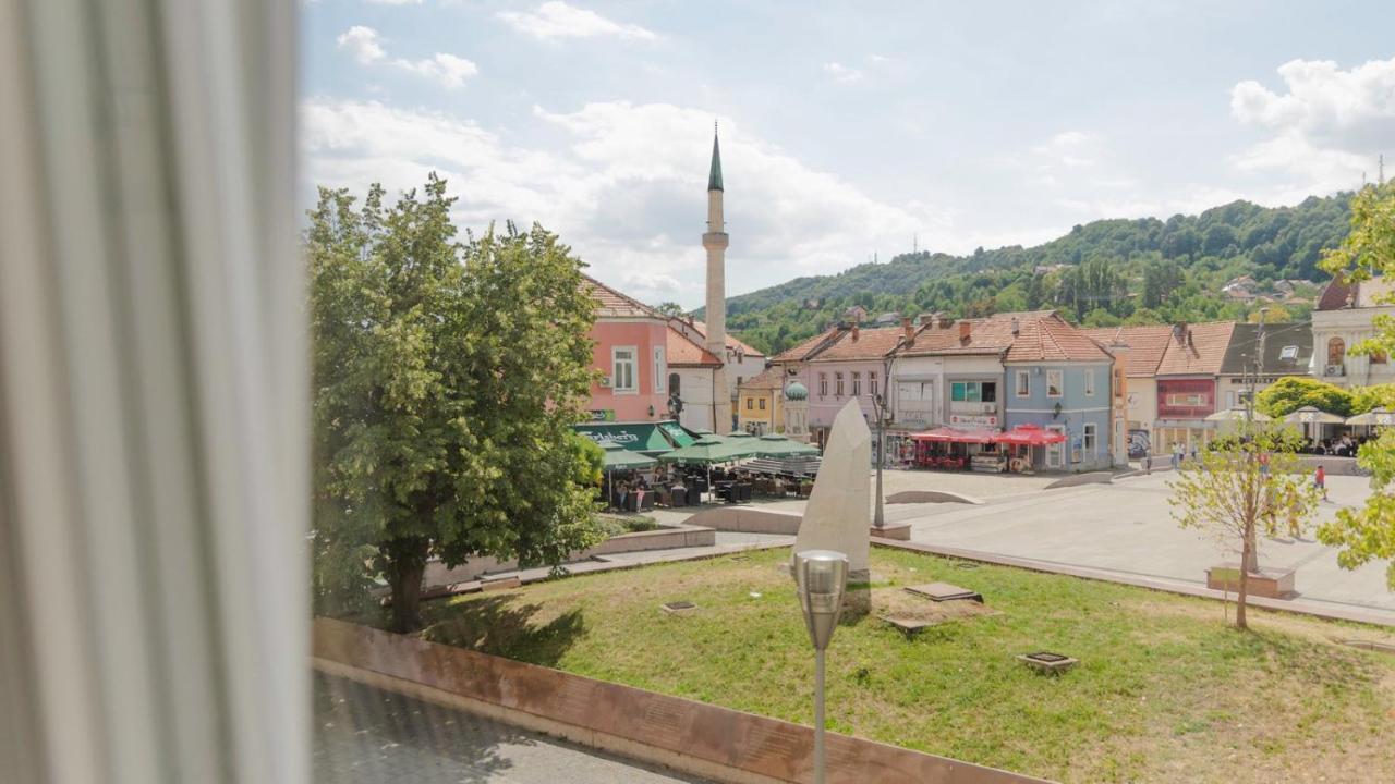 Fontana Apartmani Free Parking Tuzla Exterior foto